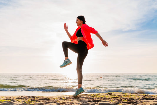 Cuatro ideas para crear bonitos conjuntos para mujer para cualquier entrenamiento en verano