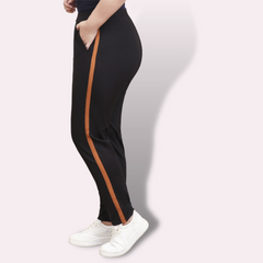 Wide and super stretchy sports pants